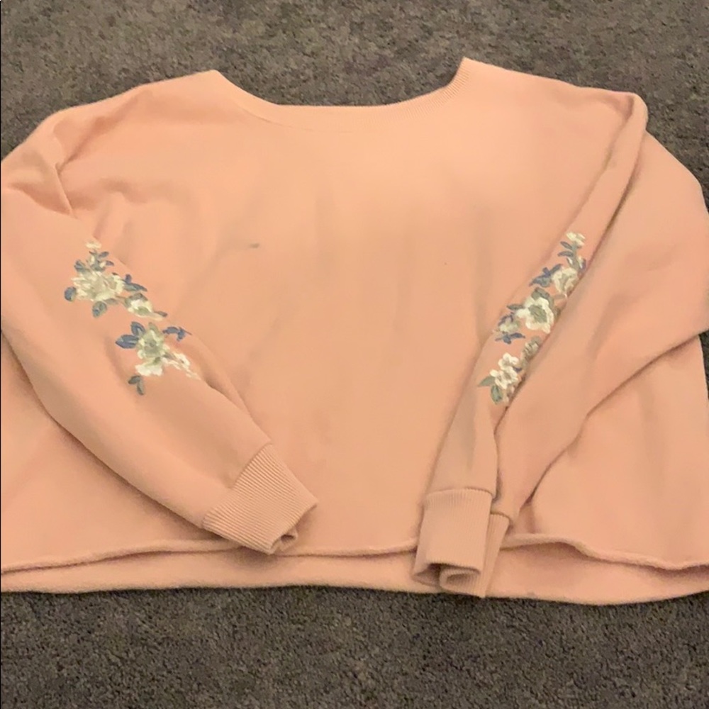 abercrombie and fitch cropped sweatshirt
